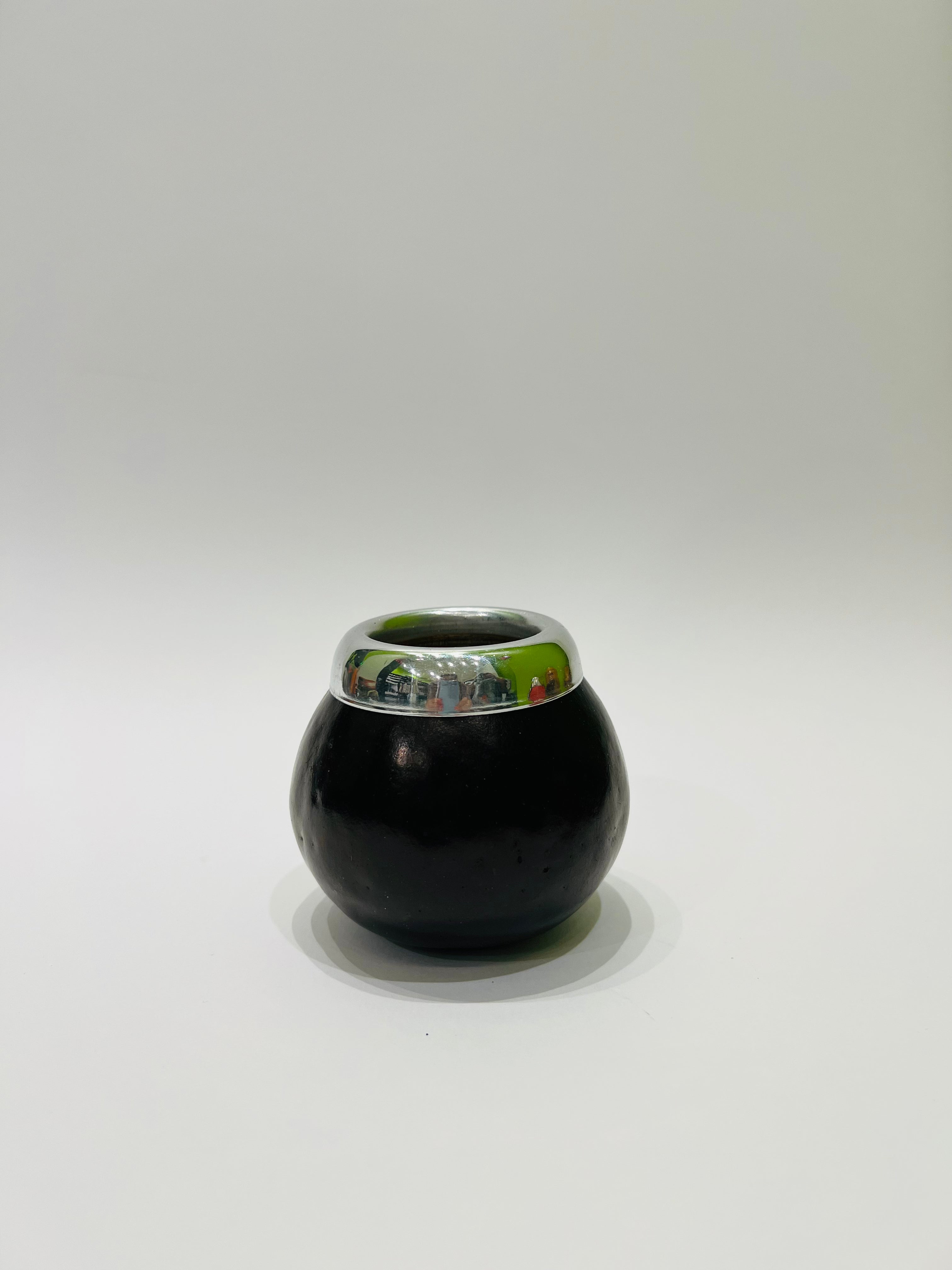 Calabash for black tinted mate